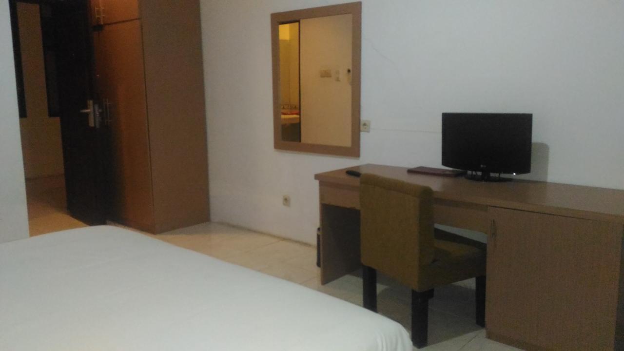 Grand Royal Taliwang Hotel Quarto foto