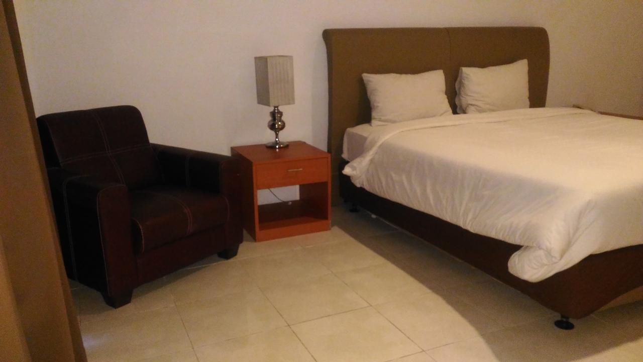 Grand Royal Taliwang Hotel Quarto foto